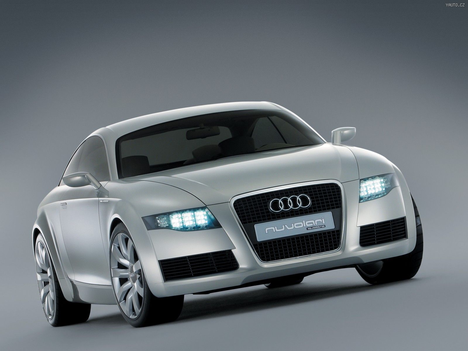 Audi_Nuvolari_Concept_7[1]